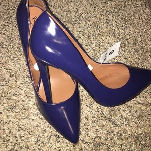 NEW blue heels 👠