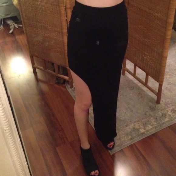 Black Asymmetrical Skirt - Picture 4 of 4