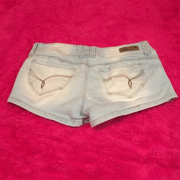 Shorts - Picture 2 of 2