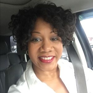 Meet your Posher, Stacy