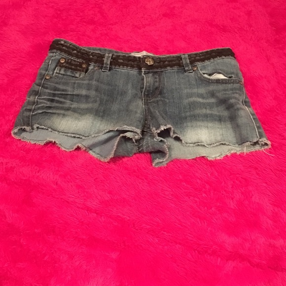 Shorts - Picture 1 of 2