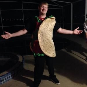 Meet your Posher, Chris