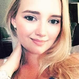 Meet your Posher, Ania