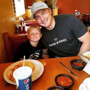 Meet your Posher, Bradley