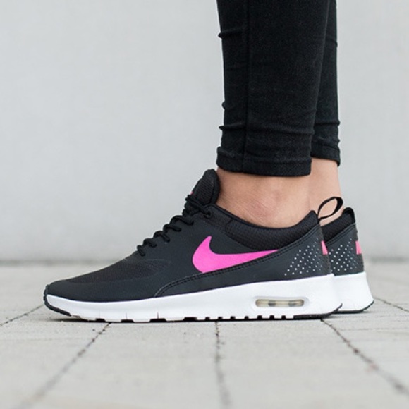 nike air max thea black and pink