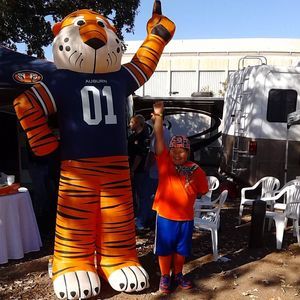 Meet your Posher, Quinton