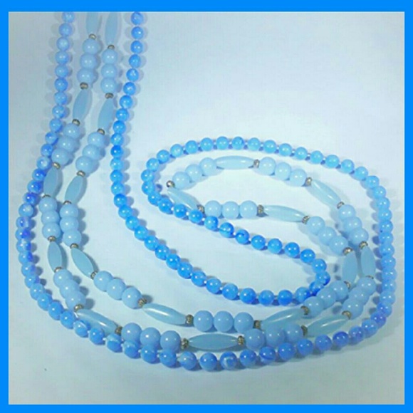 🤑SOLD💵Vintage Retro Baby Blue Double Strand Beads - Picture 2 of 4