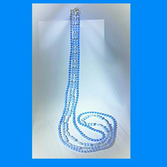 🤑SOLD💵Vintage Retro Baby Blue Double Strand Beads - Picture 4 of 4
