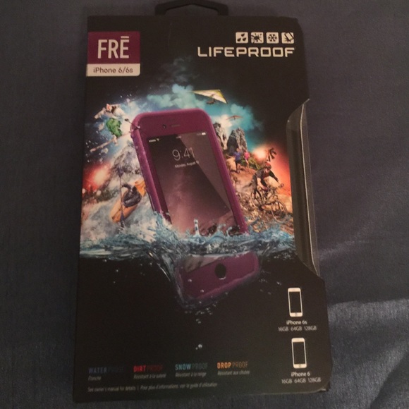 Life proof FRE iPhone 6/6S purple case