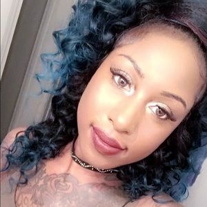 Meet your Posher, Bridgette