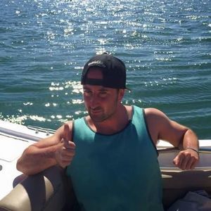 Meet your Posher, Dustin