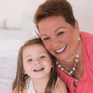 Meet your Posher, Mirna