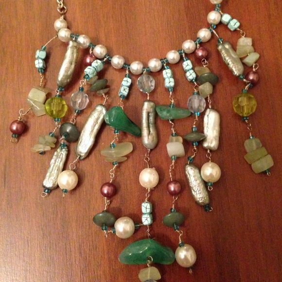 Beaded Sea Necklace - Picture 2 of 3