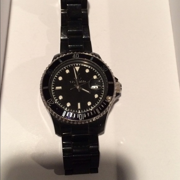 Authentic Black TOY Watch - Picture 2 of 8