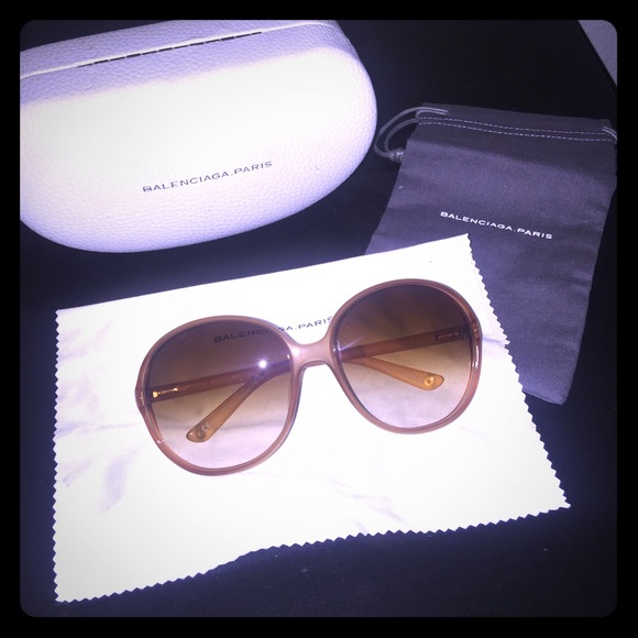 Balenciaga.Paris sunglasses