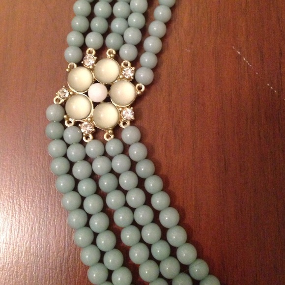 Turquoise Beaded Necklace - Picture 3 of 4