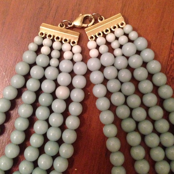 Turquoise Beaded Necklace - Picture 4 of 4