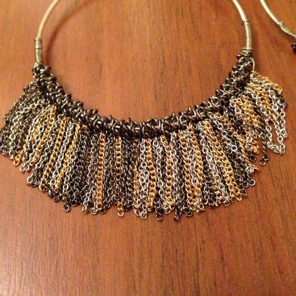 Chain Fringe Hoops - Picture 2 of 3