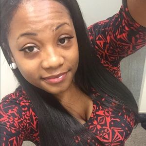 Meet your Posher, Cynthia