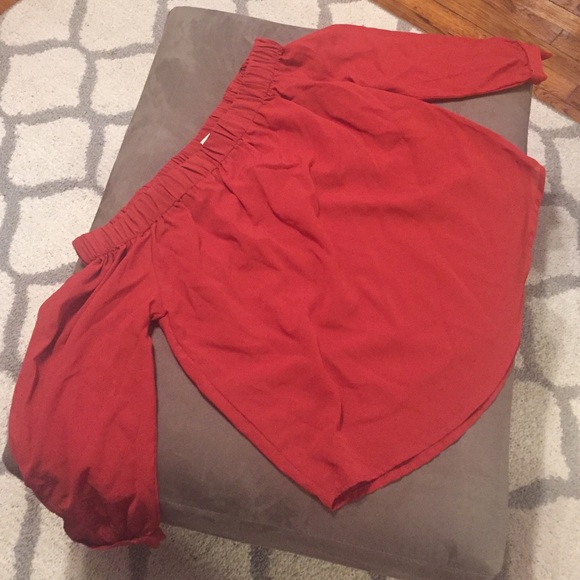 Boutique Red shoulder baring top