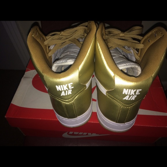 Nike Air Force One - Picture 4 of 4