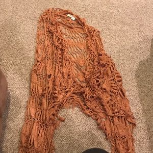 Orange/tan sleeveless knit cardigan