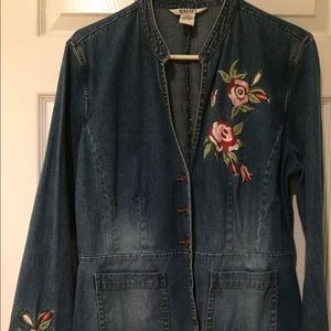 Bell sleeves denim jacket