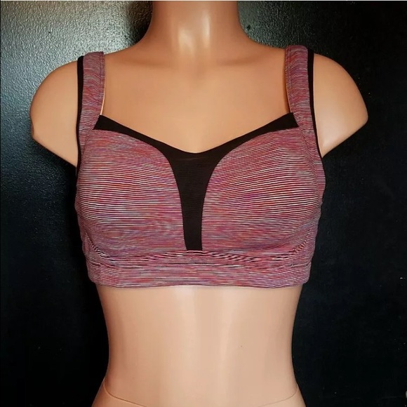 Lululemon Ta Ta Tamer EUC size 36 D