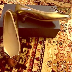 NEW BARNEYS New York Gold Leather Kitten Heels