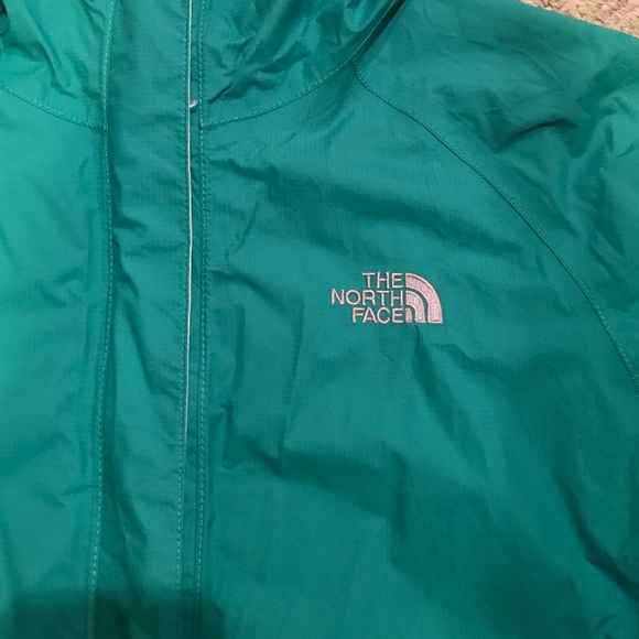 North face venture jacket green