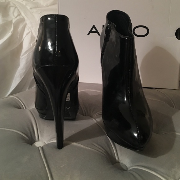 Aldo Setterberg  booties - Picture 2 of 4