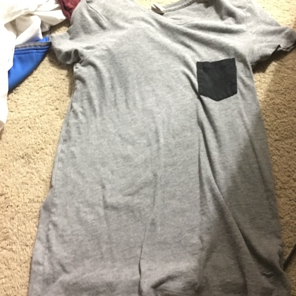 Basic Pink tee - Picture 3 of 3