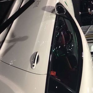 Meet your Posher, Milo