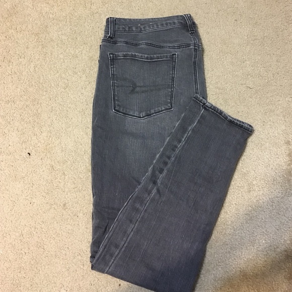 Gray skinny jeans