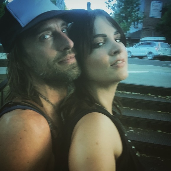 Meet your Posher, Jonathan and Cadey - Picture 7 of 8