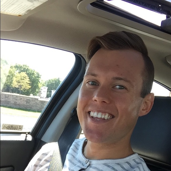 Meet your Posher, Jared - Picture 1 of 1