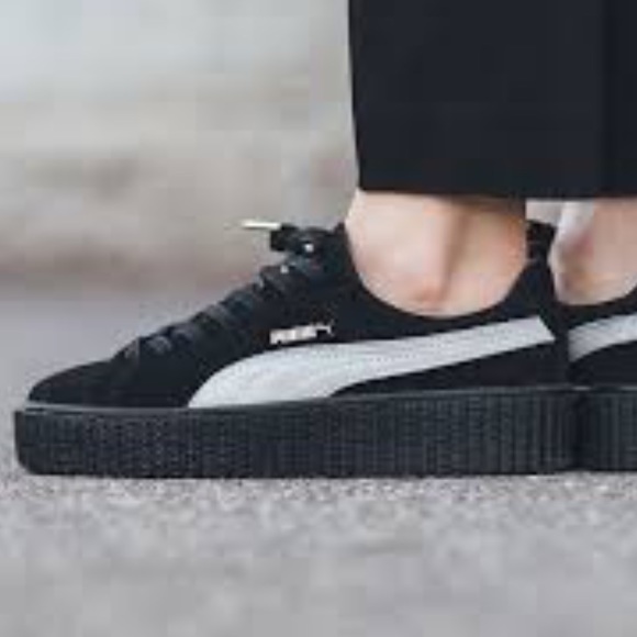 🆕 PUMA X RIHANNA FENTY CREEPERS BLK/ WHITE