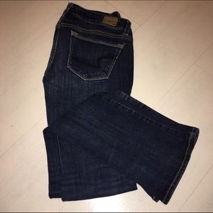 American Eagle Skinny Kick Jeans