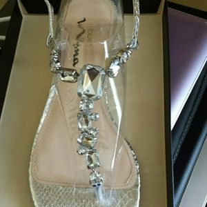 Nina comfortable shoes worn once for a wedding.