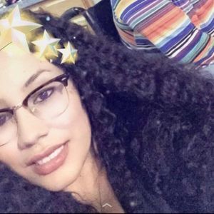 Meet your Posher, Kimberly