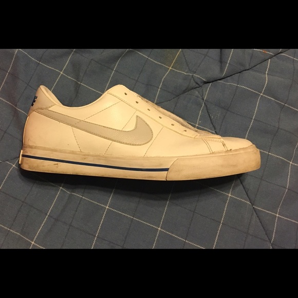 Nike casual shoes
