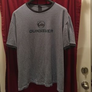 XL quicksilver t-shirt