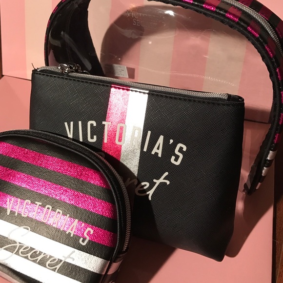NWT LIMITED EDITION VS makeup bags! - Picture 4 of 4