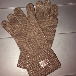 Winter gloves
