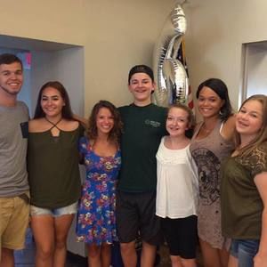 Meet your Posher, Rayna