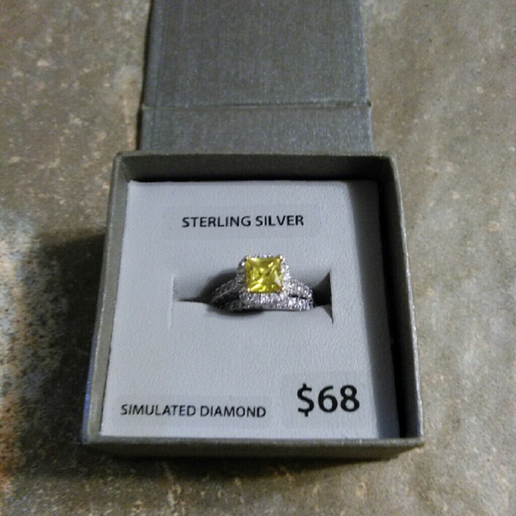 Size 7 Stirling silver wedding ring set