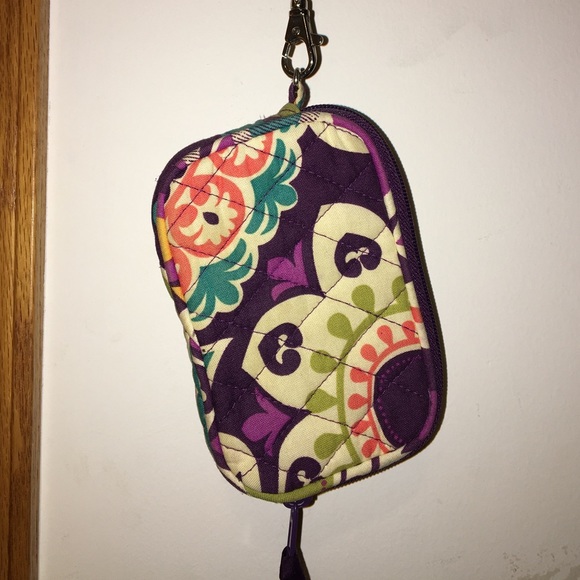 Vera Bradley tech wristlet - Picture 2 of 2