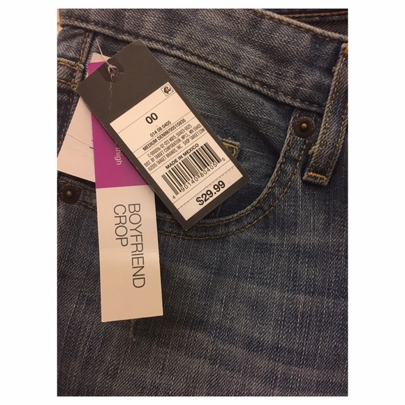 SOLD - Picture 3 of 3