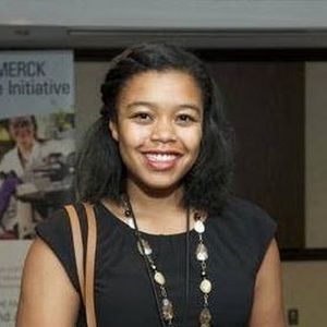 Meet your Posher, Aisha