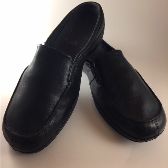 Merrell Black Leather Mules size 9
